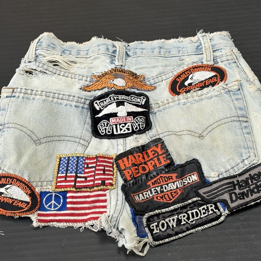 VTG Levi's Harley Davidson Patchwork Cut Off Shorts Screaming Eagle Bike Week XS